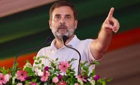 हाथरस पीड़िता के परिवार से मिलने पहुंचे राहुल गांधी, भाजपा हुई हमलावर, ये बोले डिप्टी CM ब्रजेश पाठक