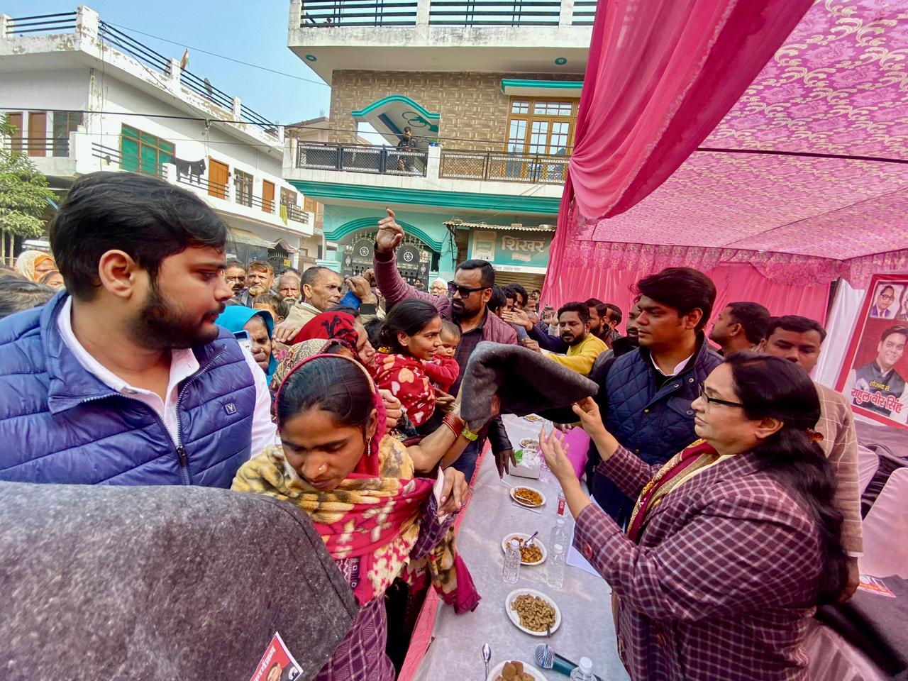 कड़कड़ाती ठंड में राहुल वीर सिंह बने मददगार