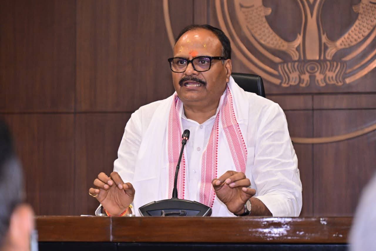 ब्रजेश पाठक का अखिलेश पर निशाना, बोले- प्रदेश को आतंक के अड्डे के रूप में बदलना चाहते थे तत्कालीन सीएम अखिलेश