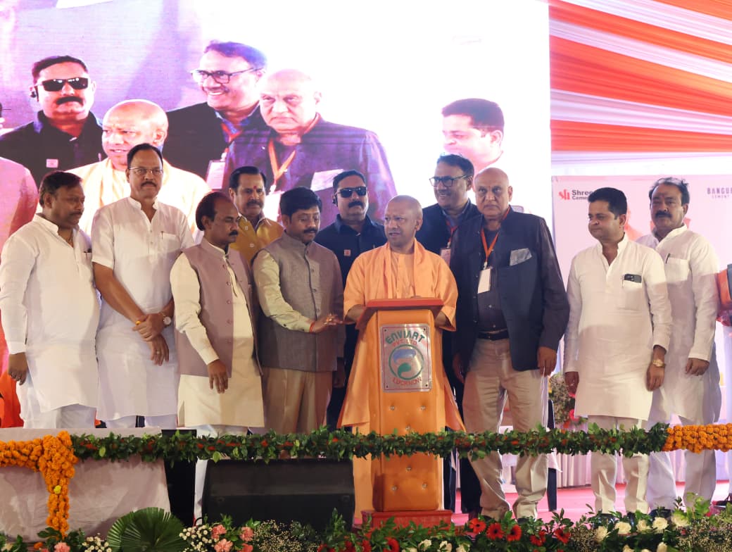 डबल इंजन सरकार ने माफिया के अड्डे को बनाया निवेश का हब- मुख्यमंत्री योगी आदित्यनाथ