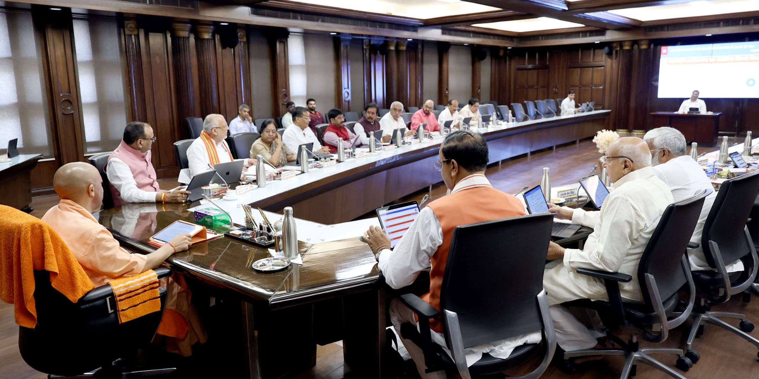कैबिनेट मीटिंग में योगी सरकार का बड़ा फैसला